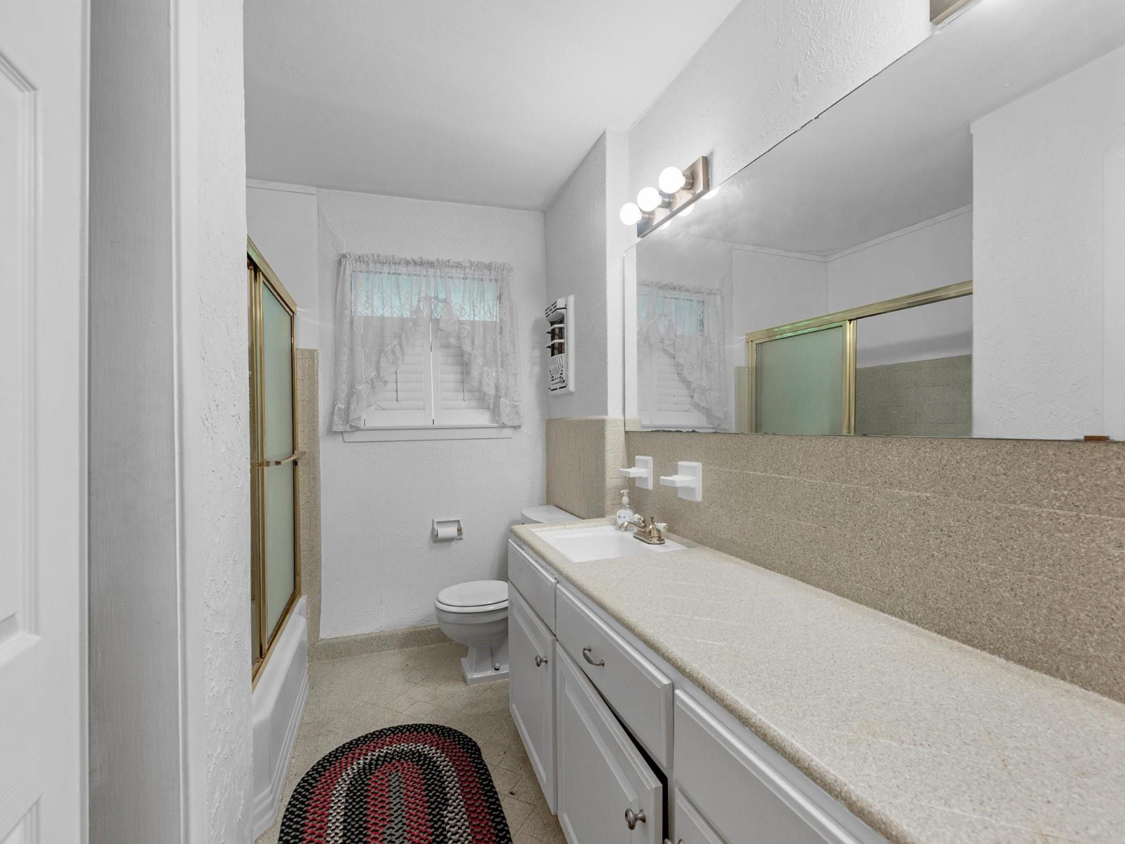 4910 Yarwell Drive, Houston, Texas, 77096-4235